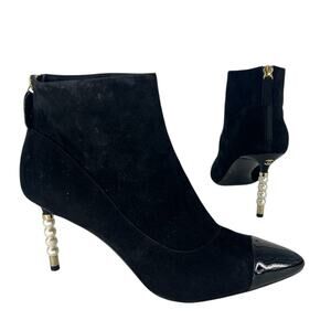Chanel 2020 CC Suede Pearl Heel Cap Toe Logo Boots Black